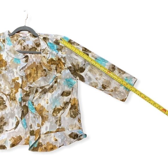 tan Jay Petite Chiffon Open-front Blouse - Picture 8 of 8